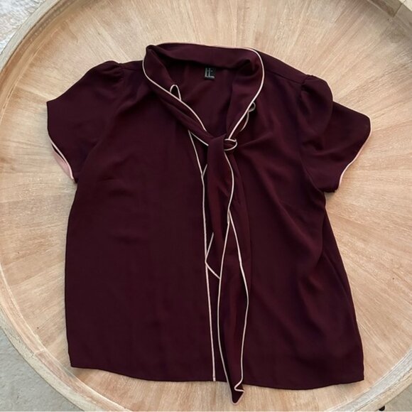 Forever 21 Contemporary Burgundy Tie-Neck Blouse - Size Medium - Picture 1 of 2